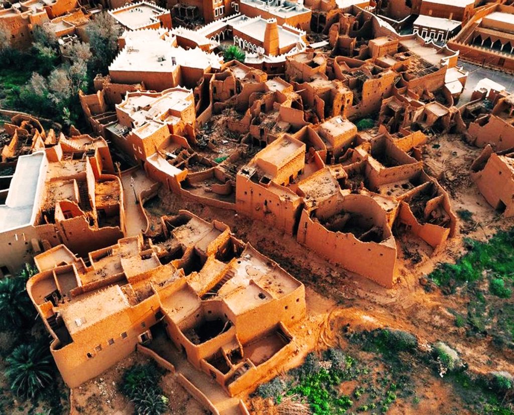 mud-brick village northwest of Riyadh