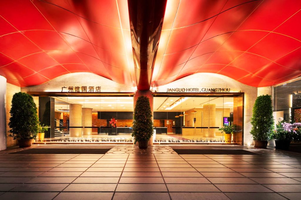 Modern luxury hotel in Guangzhou offering panoramic city views.